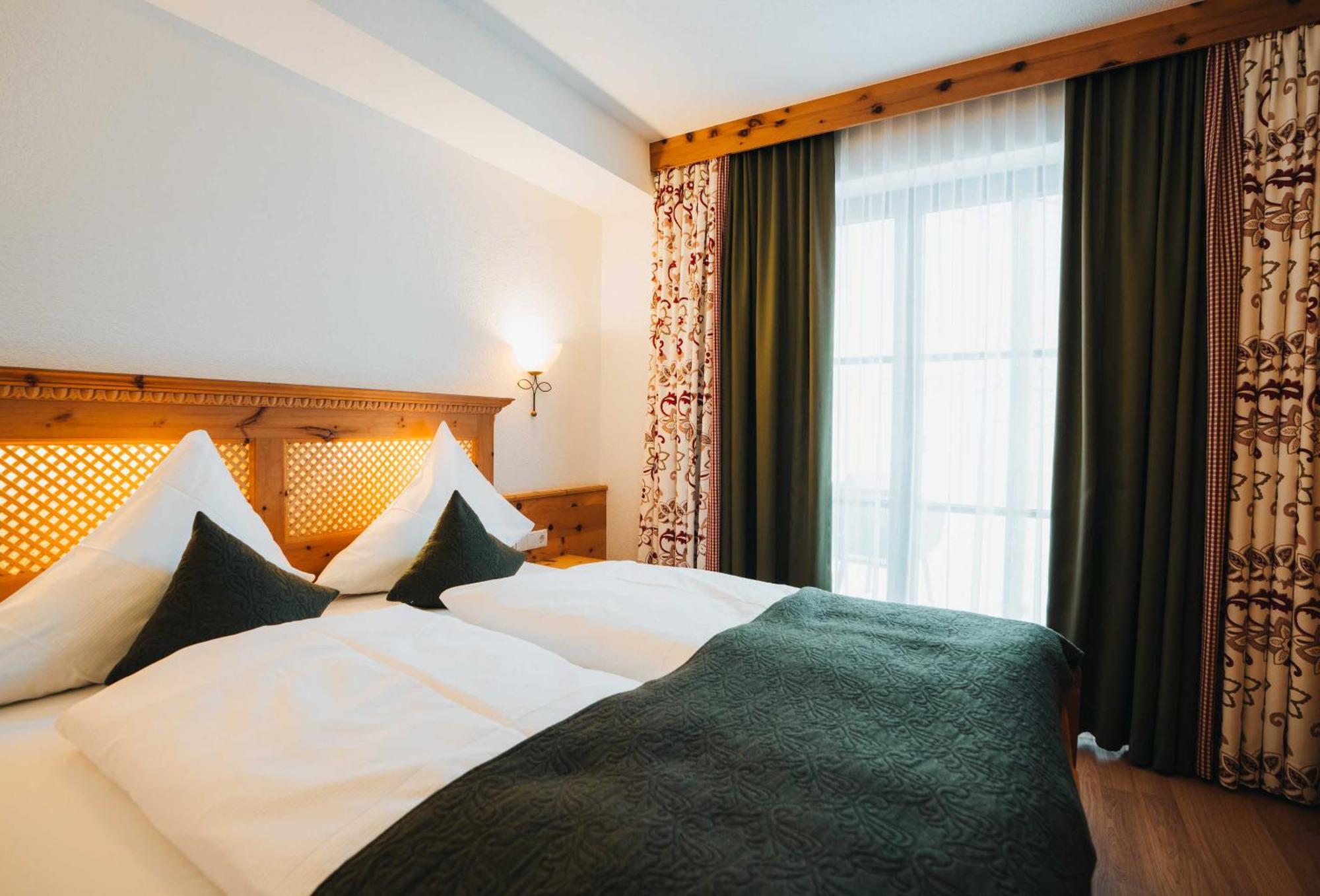 Gruenwald Resort Soelden エクステリア 写真