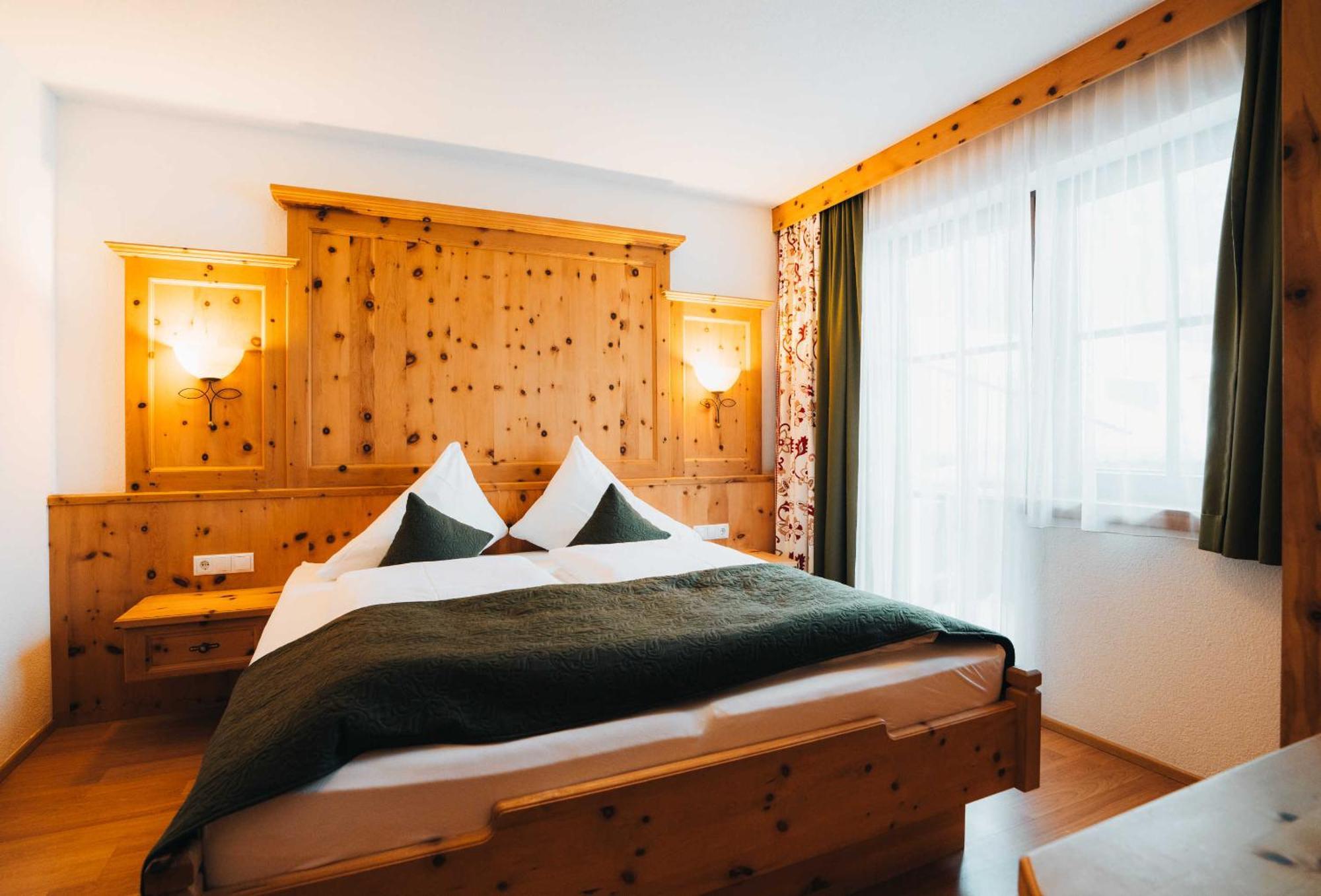 Gruenwald Resort Soelden エクステリア 写真