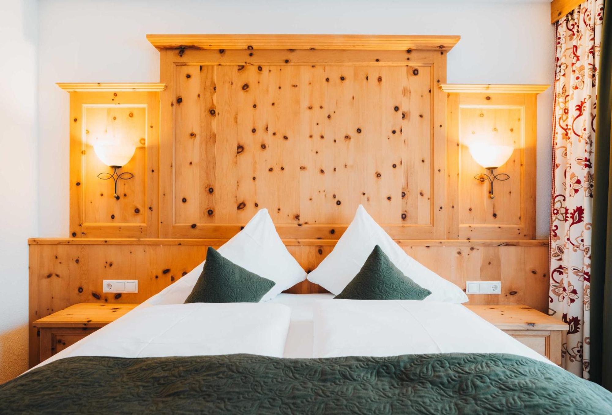Gruenwald Resort Soelden エクステリア 写真