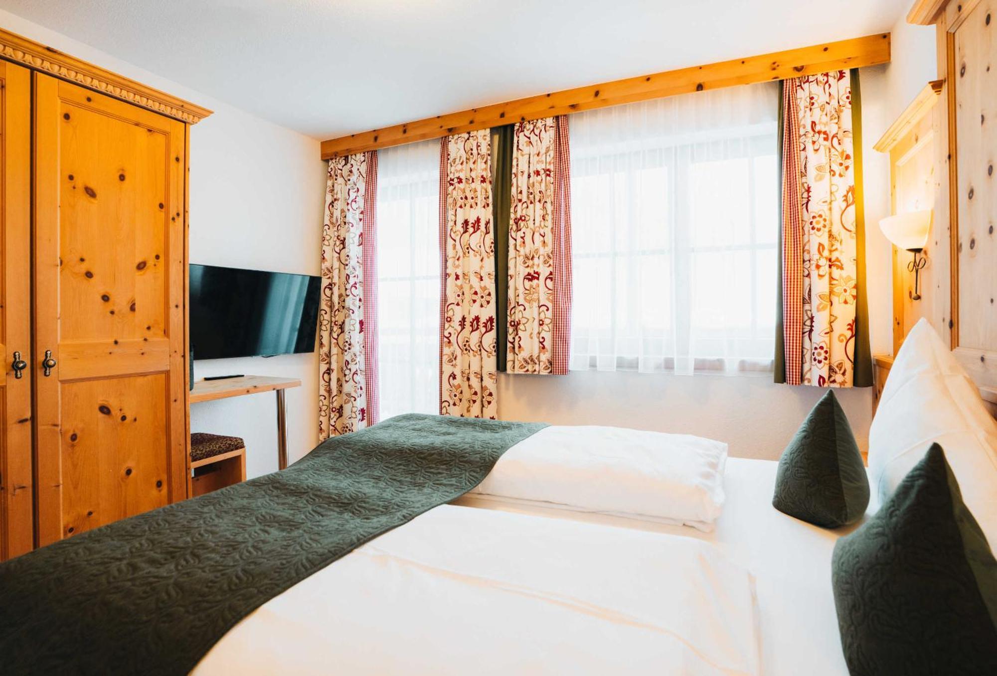 Gruenwald Resort Soelden エクステリア 写真