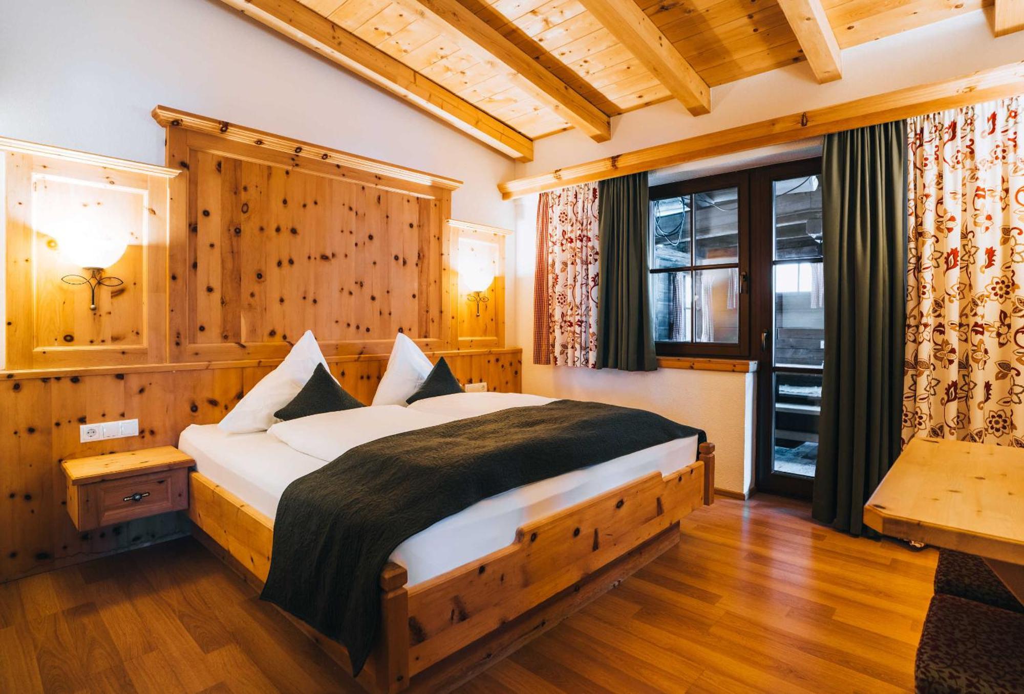 Gruenwald Resort Soelden エクステリア 写真